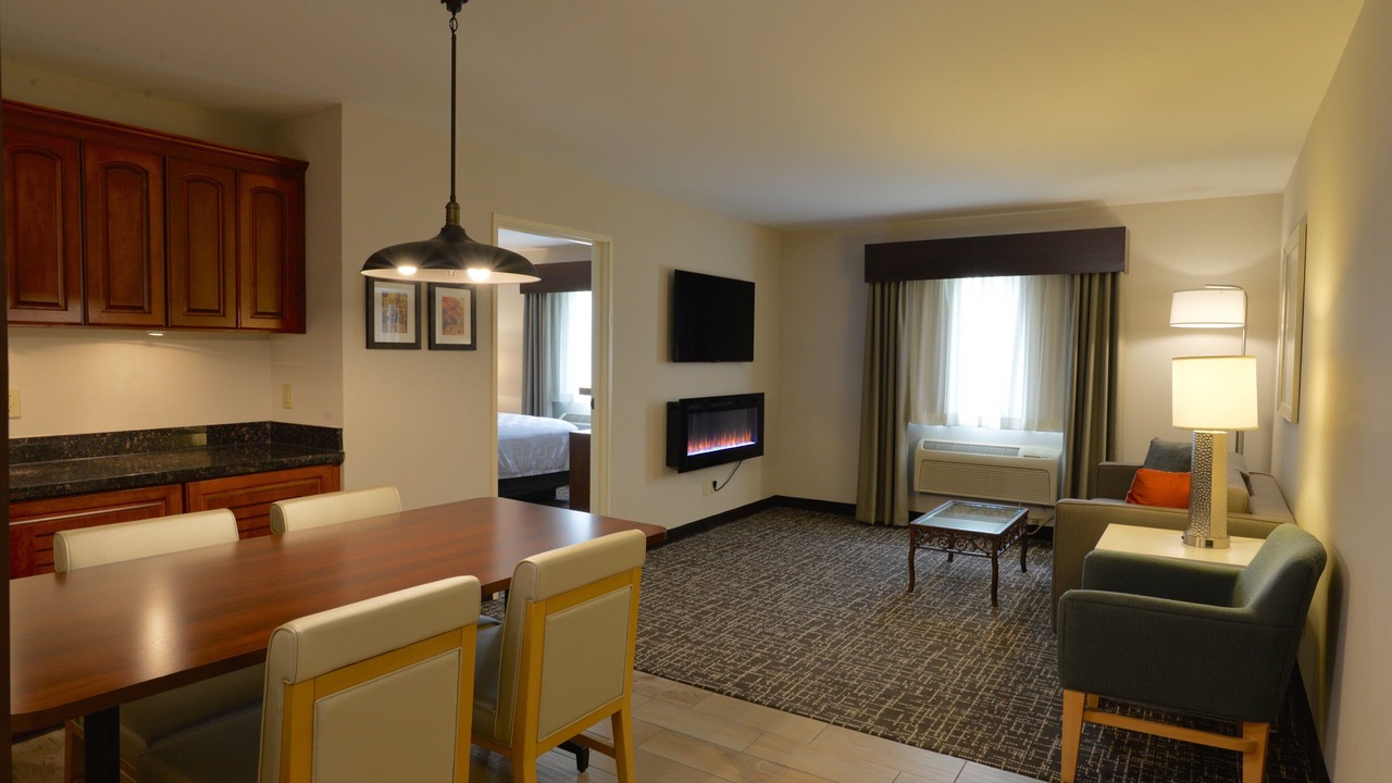 Photo of Bedroom in Lakeville