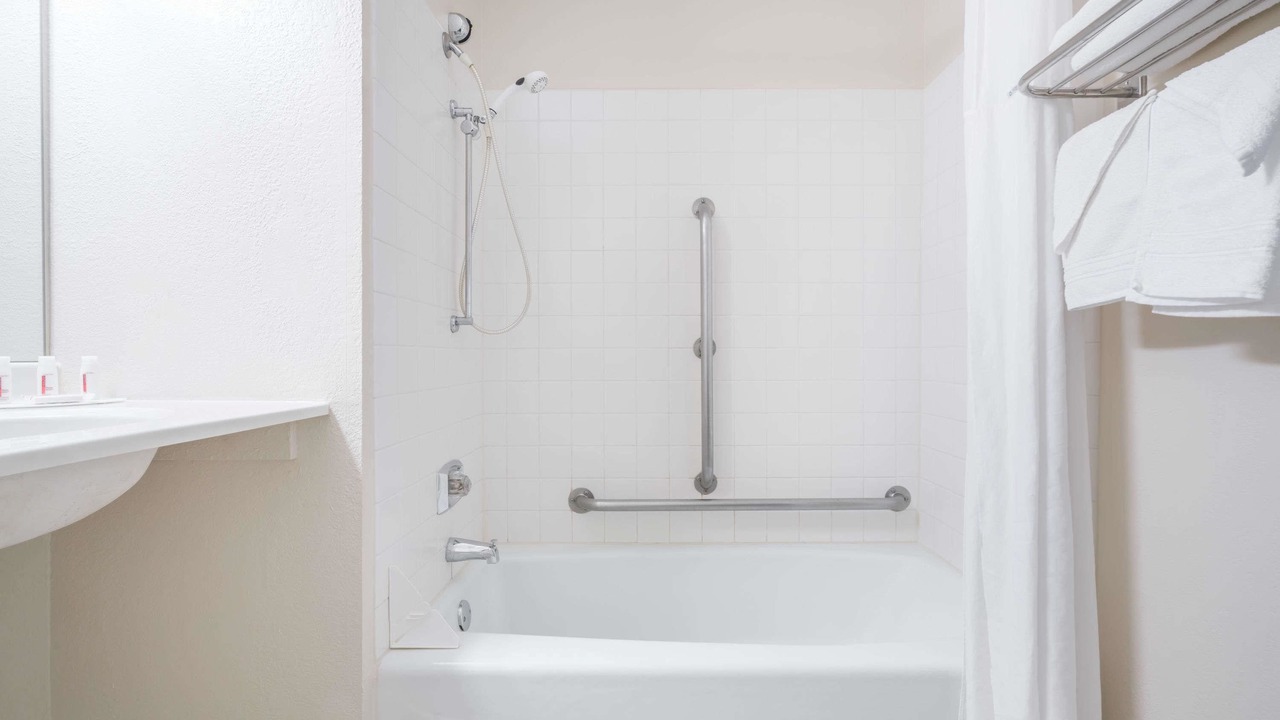 Photo of Bathroom in Brainerd