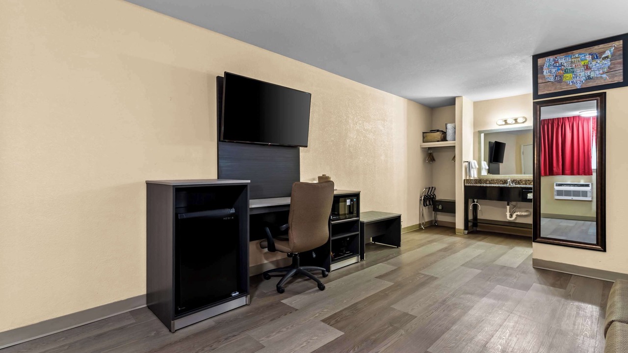 Photo of Bedroom in Santa Rosa