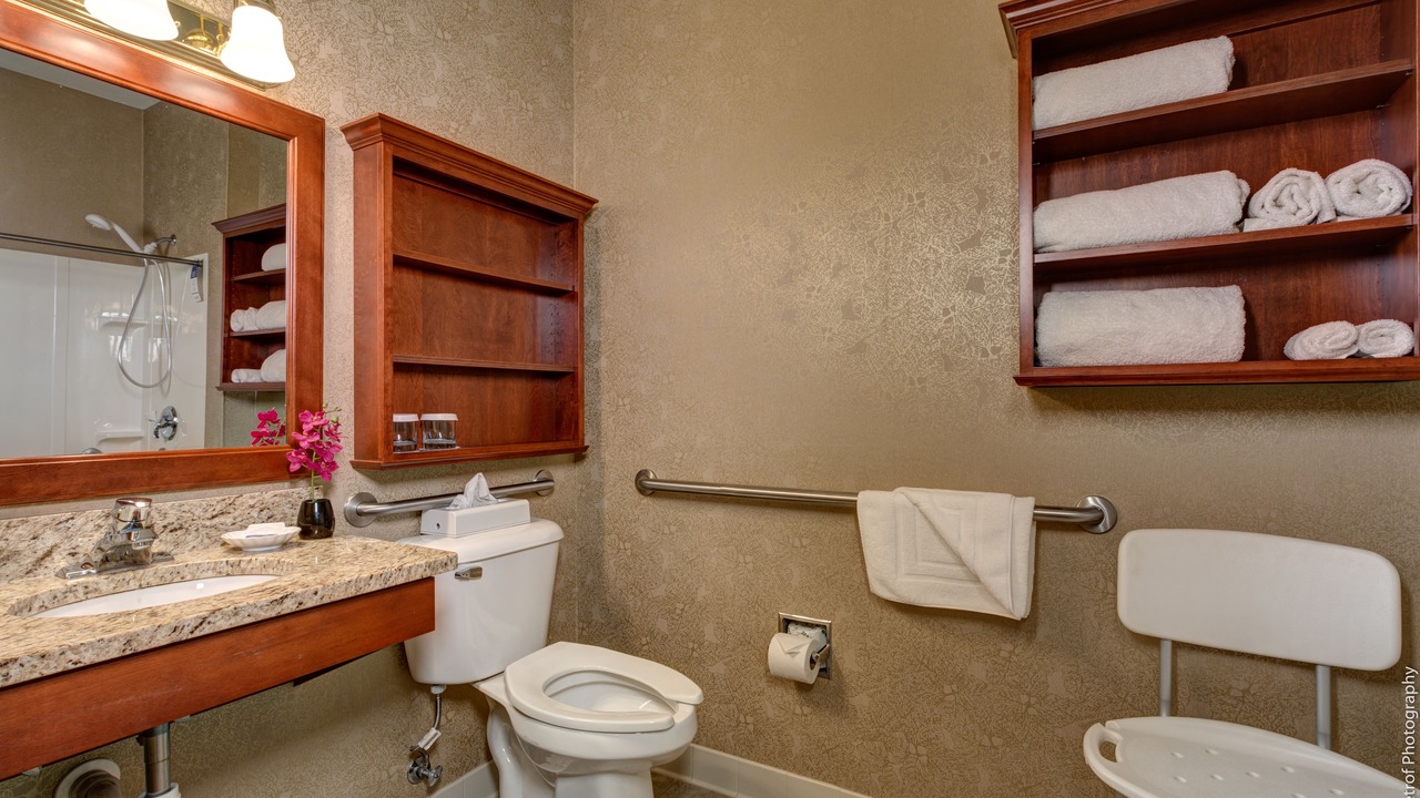 Photo of Bathroom in Mentor