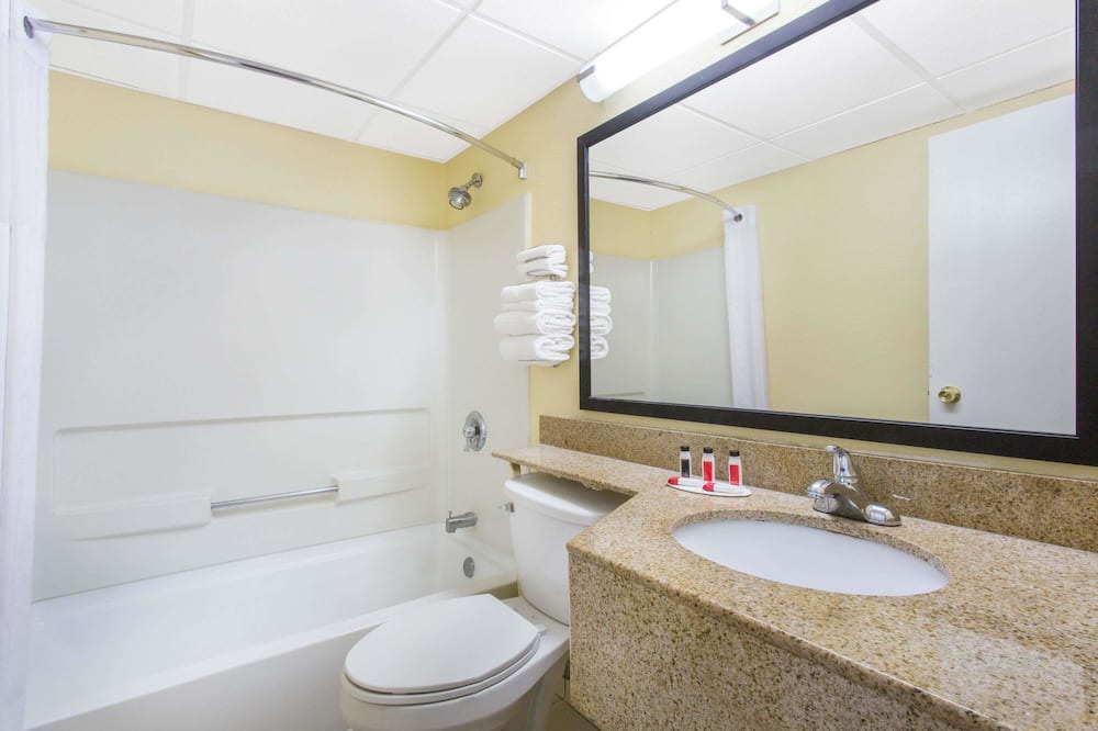 Photo of Bathroom in Leominster