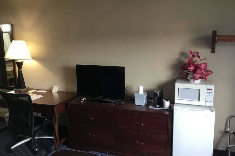 Photo of Bedroom in Gardner