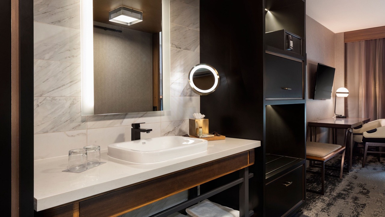 Photo of Bathroom in Gateway District