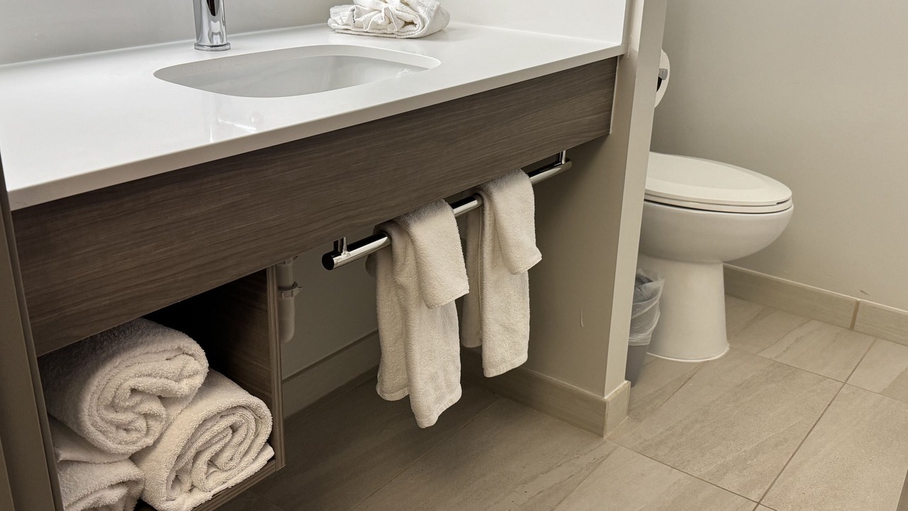 Photo of Bathroom in Woodbury