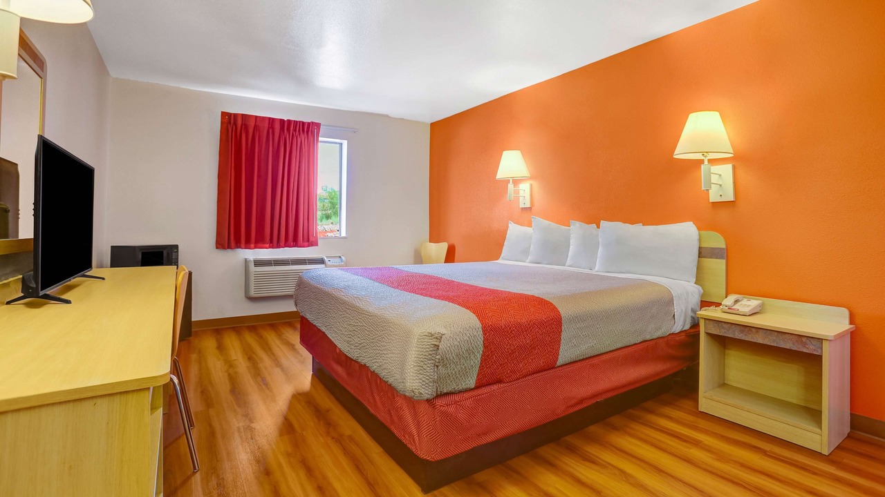 Photo of Bedroom in Espanola