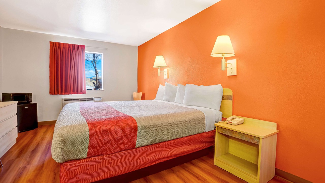 Photo of Bedroom in Espanola