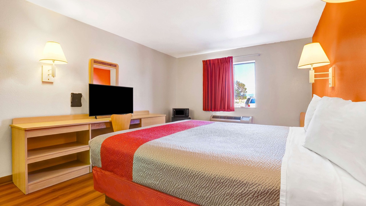 Photo of Bedroom in Espanola