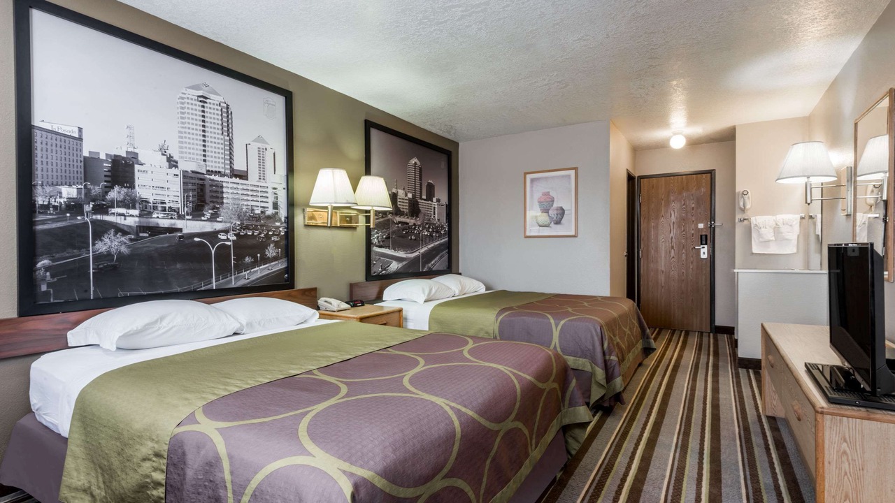 Photo of Bedroom in Bernalillo