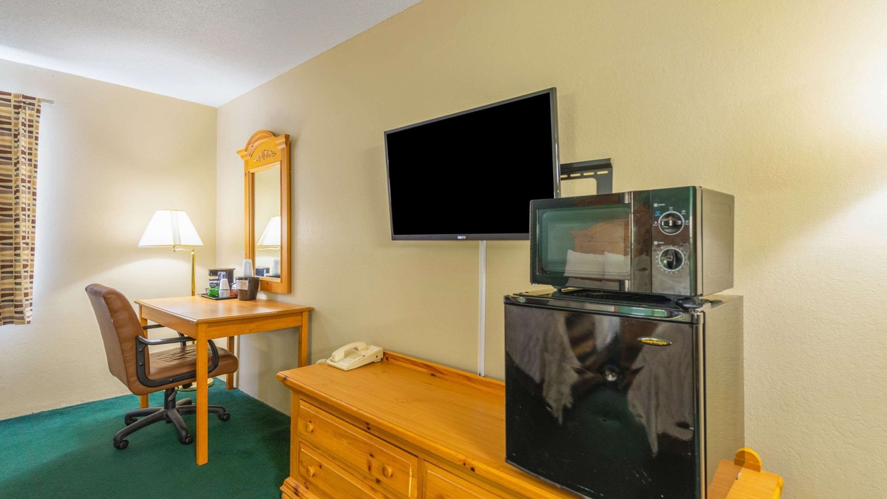 Photo of Bedroom in Milaca