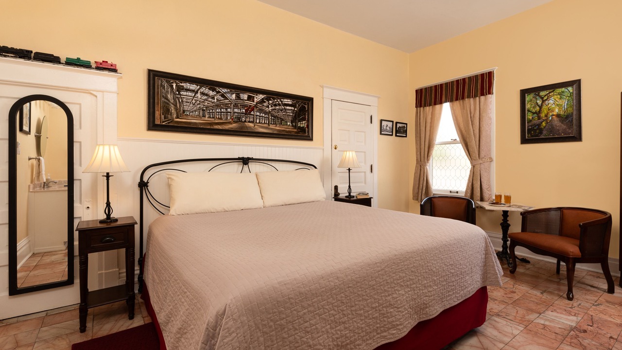 Photo of Bedroom in West Old Town