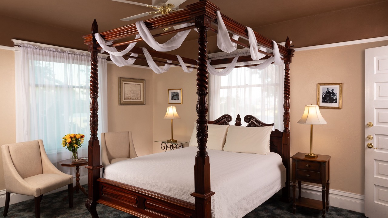 Photo of Bedroom in West Old Town