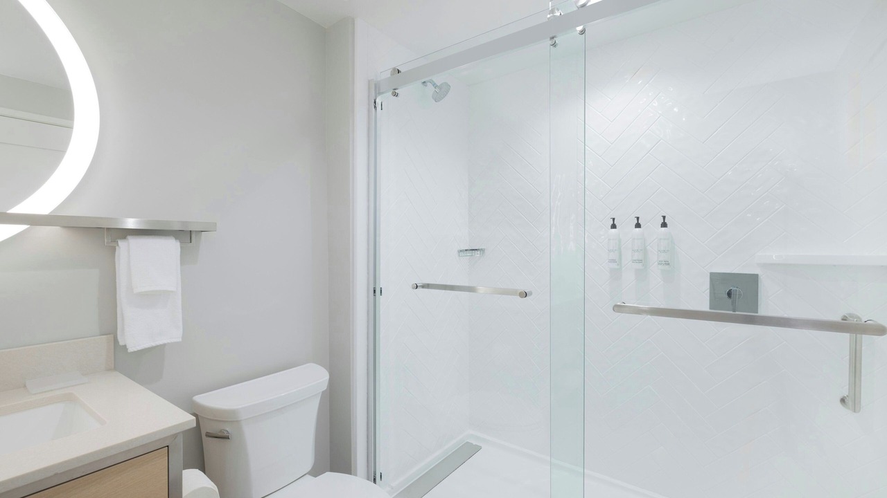 Photo of Bathroom in Hadley