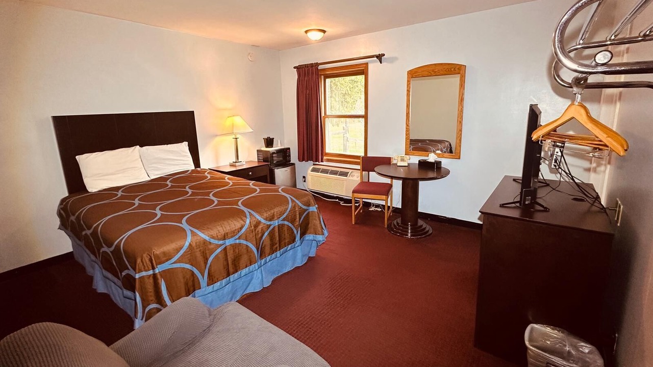 Photo of Bedroom in St Croix Falls
