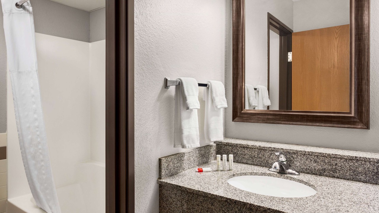 Photo of Bathroom in Sauk Centre