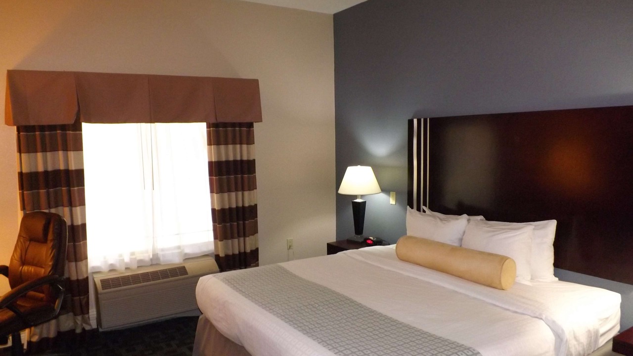 Photo of Bedroom in Kalamazoo