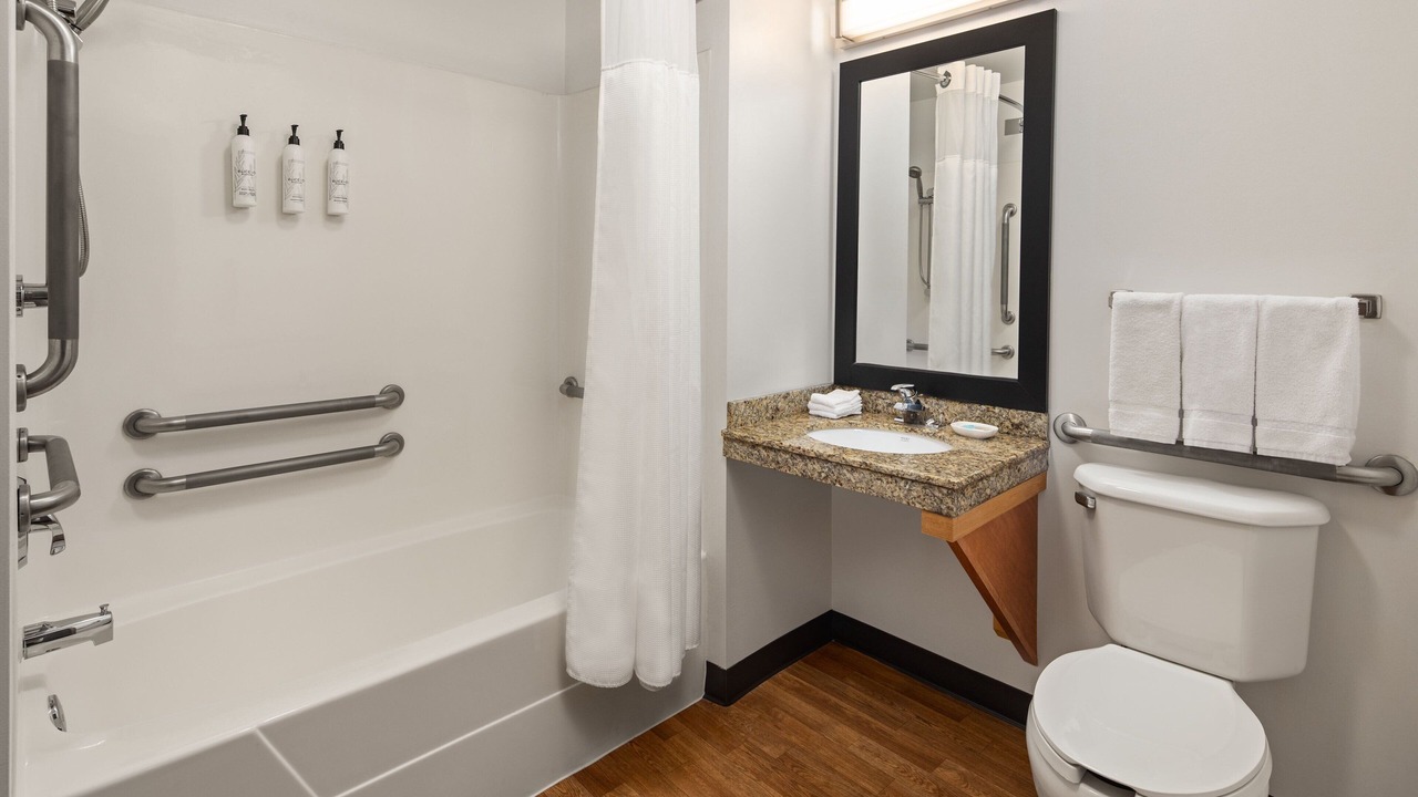 Photo of Bathroom in Warehouse District