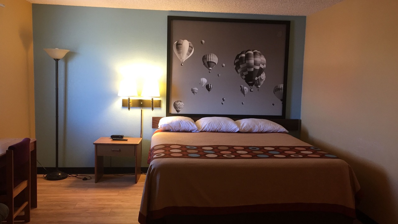 Photo of Bedroom in Raton
