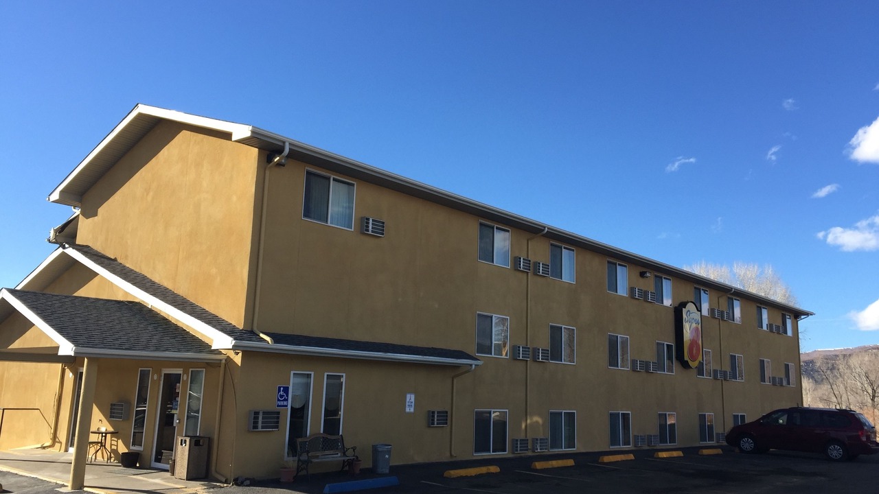 Photo of Outdoor in Raton