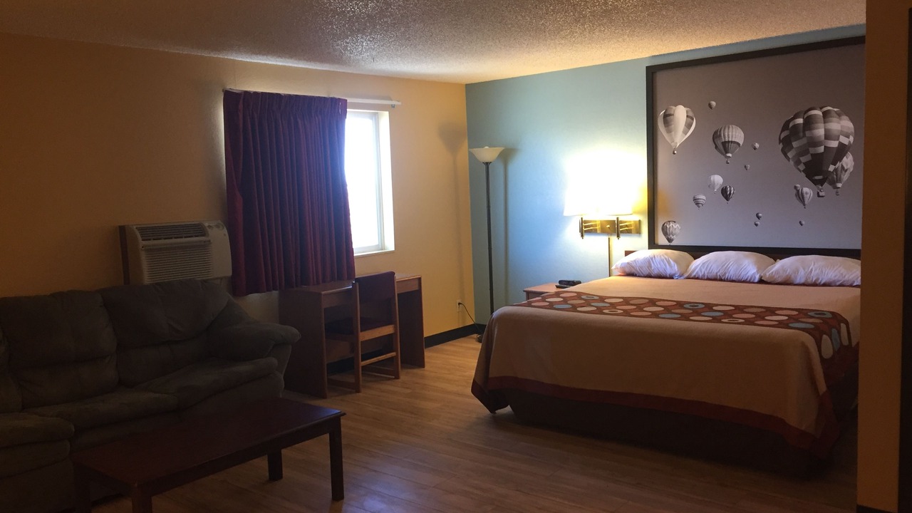 Photo of Bedroom in Raton