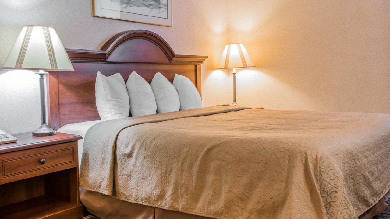 Photo of Bedroom in Walker