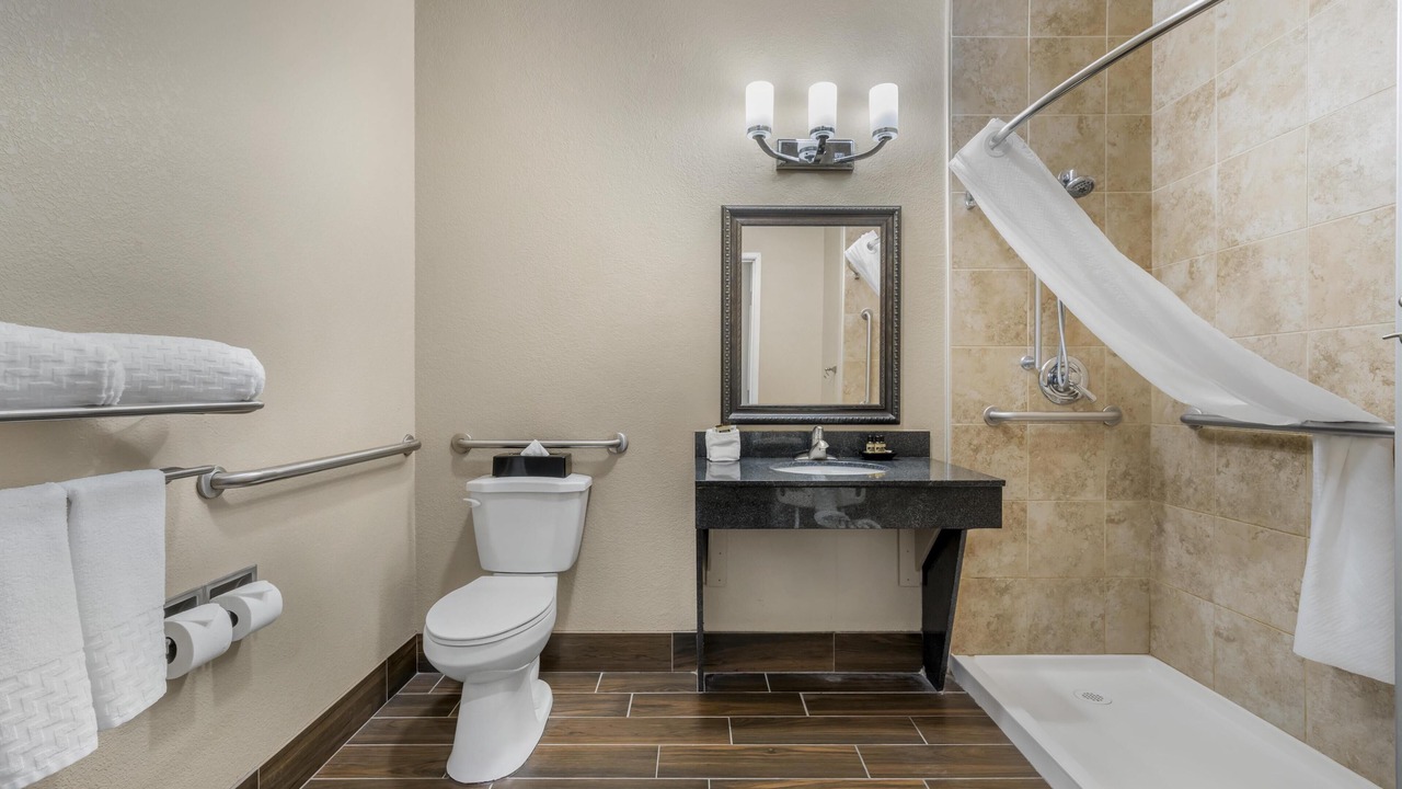 Photo of Bathroom in Winslow