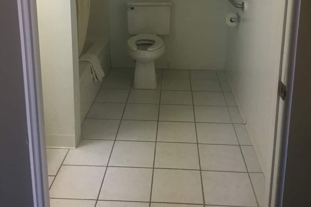 Photo of Bathroom in Walsenburg