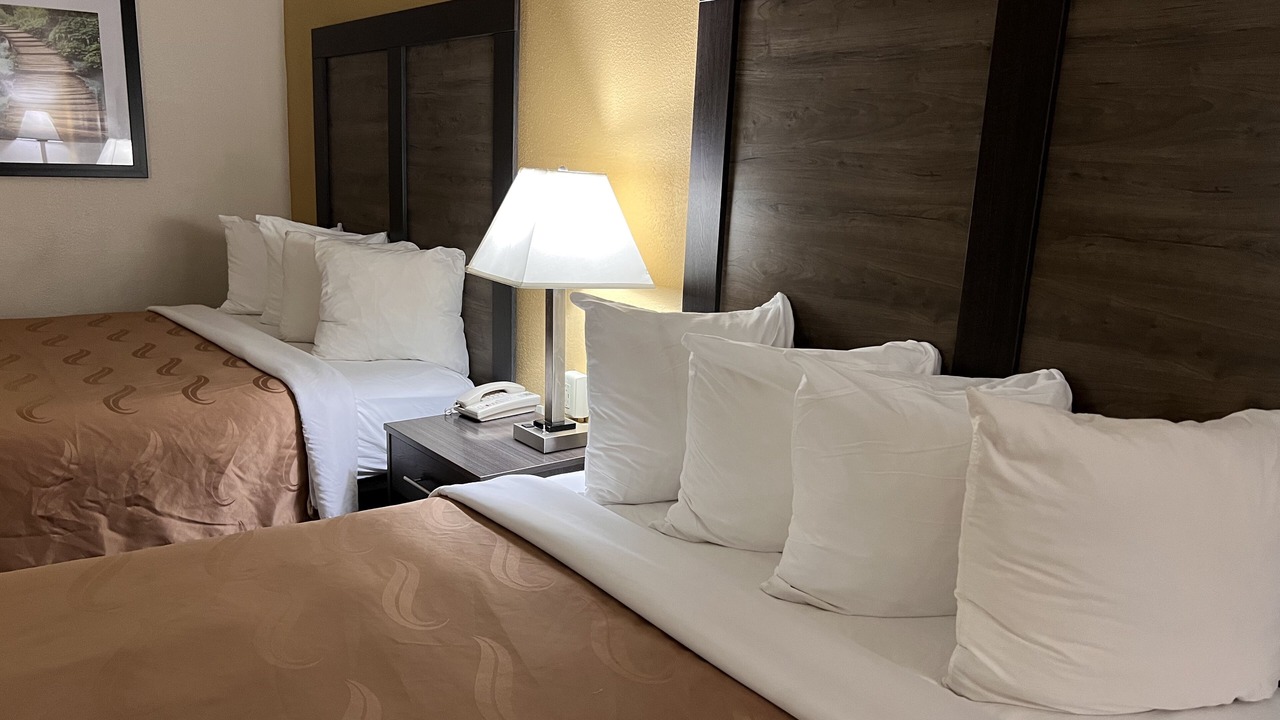 Photo of Bedroom in Maysville
