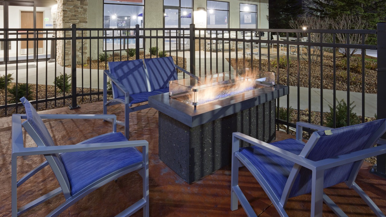 Photo of Outdoor in Golden Valley