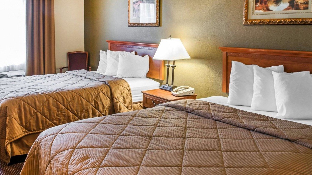 Photo of Bedroom in Espanola
