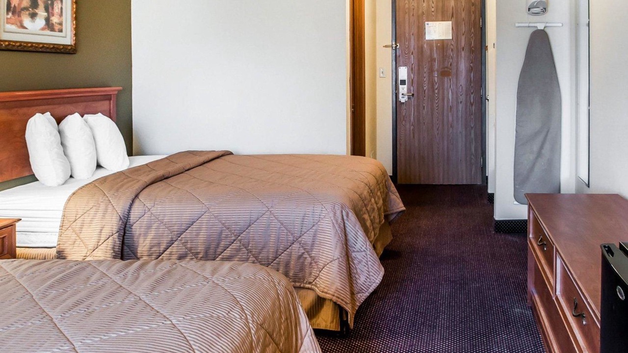 Photo of Bedroom in Espanola