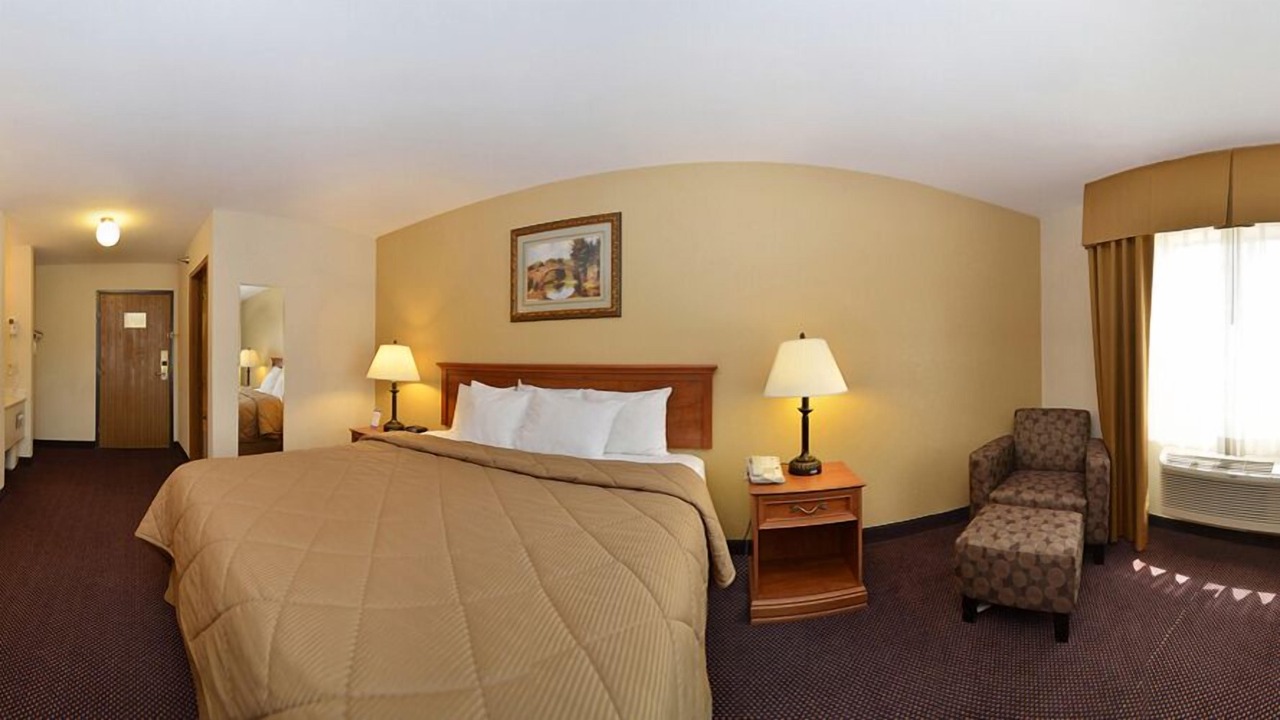 Photo of Bedroom in Espanola