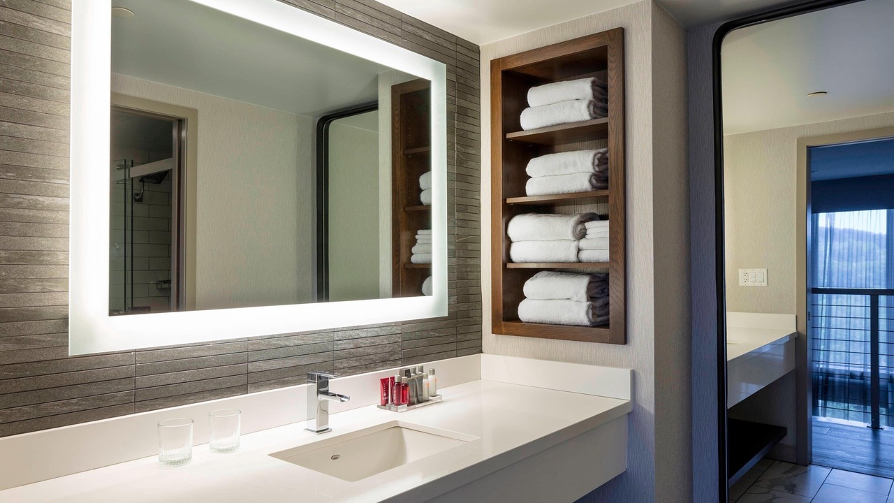 Photo of Bathroom in Auburndale