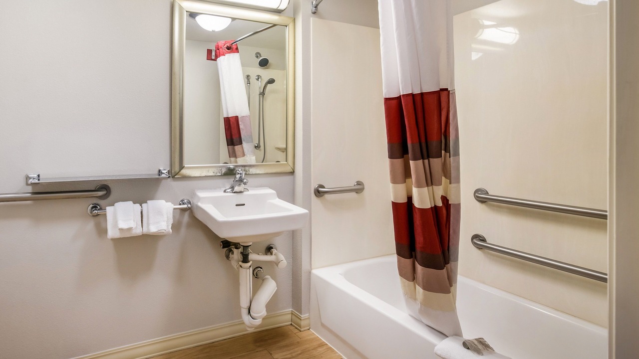 Photo of Bathroom in Lansing