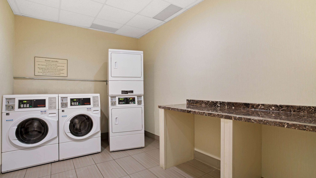 Photo of Bedroom in Metro Center