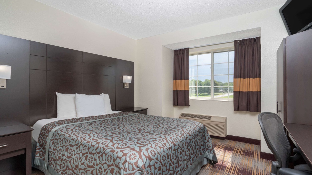 Photo of Bedroom in Faribault