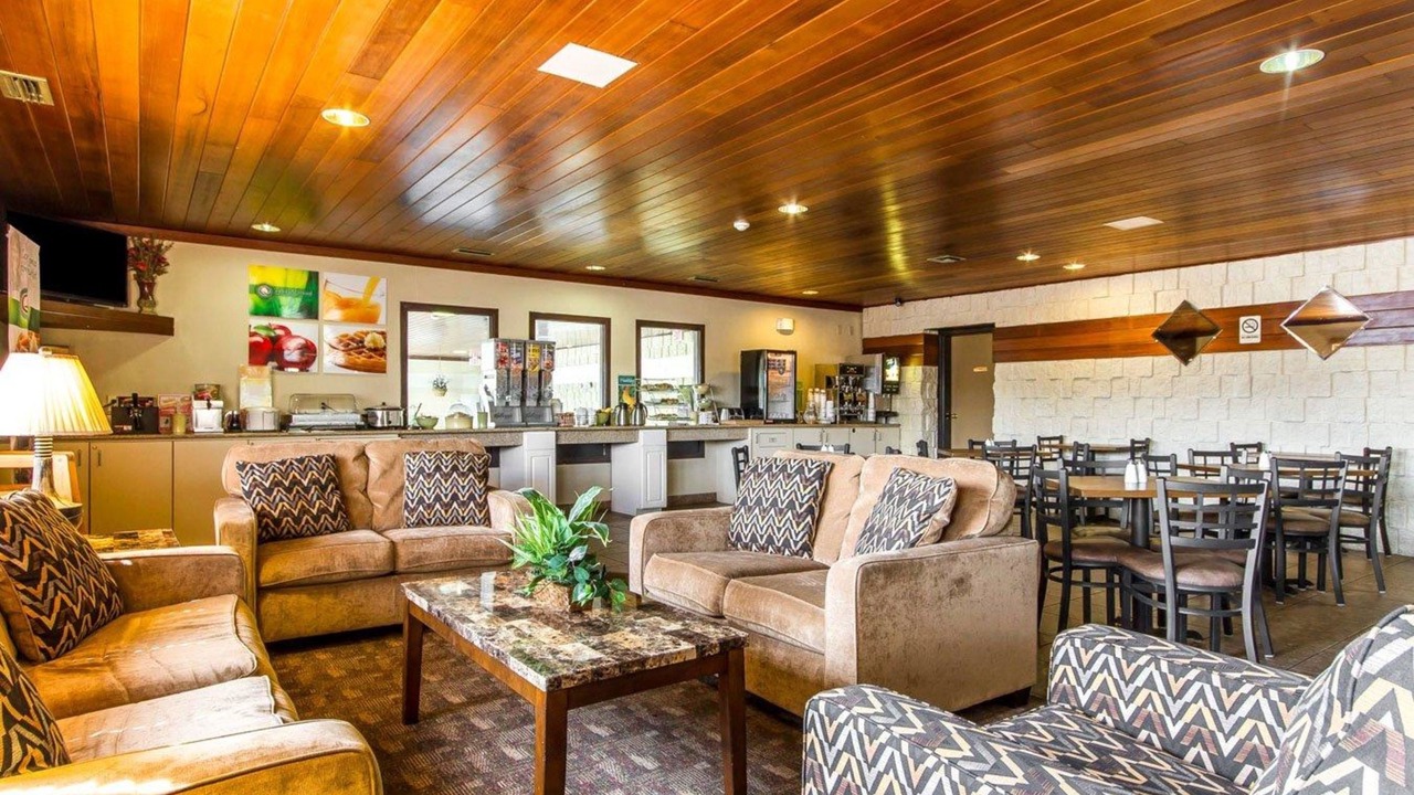 Photo of Livingroom in La Crosse