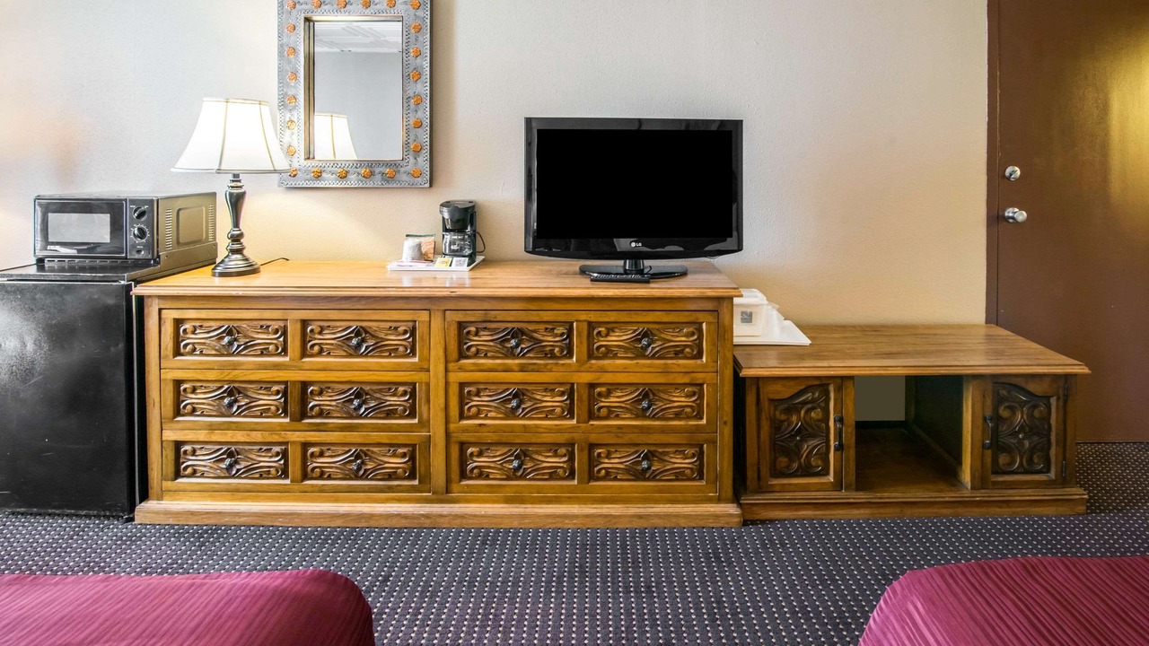 Photo of Bedroom in Taos