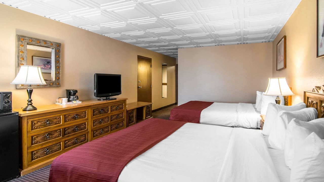 Photo of Bedroom in Taos