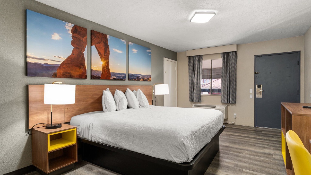 Photo of Bedroom in Northeast Heights
