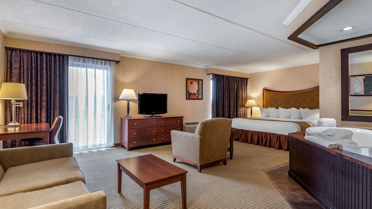 Photo of Bedroom in Oswego