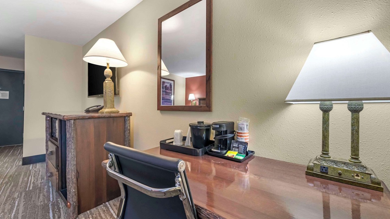 Photo of Bedroom in Ashland
