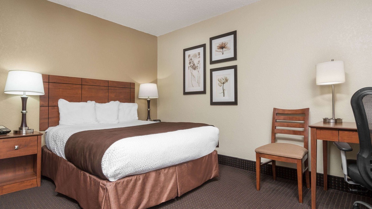 Photo of Bedroom in Lake City