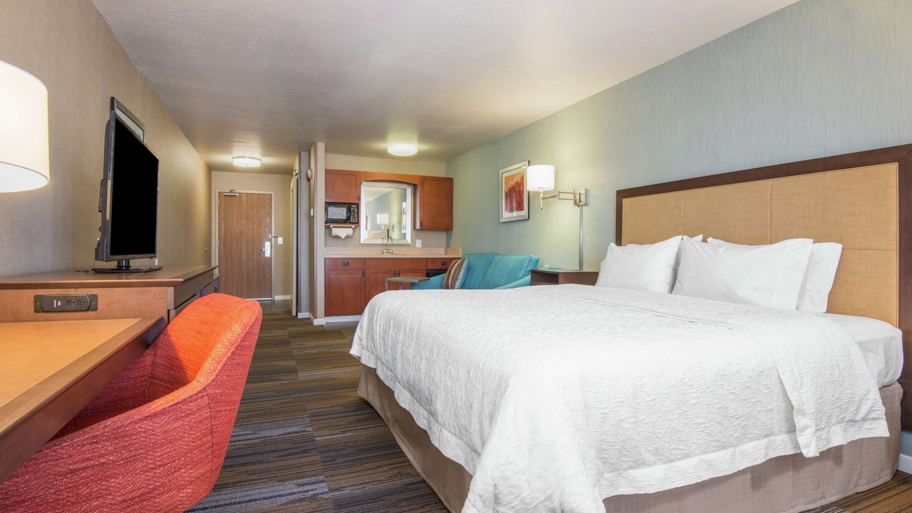 Photo of Bedroom in White Rock
