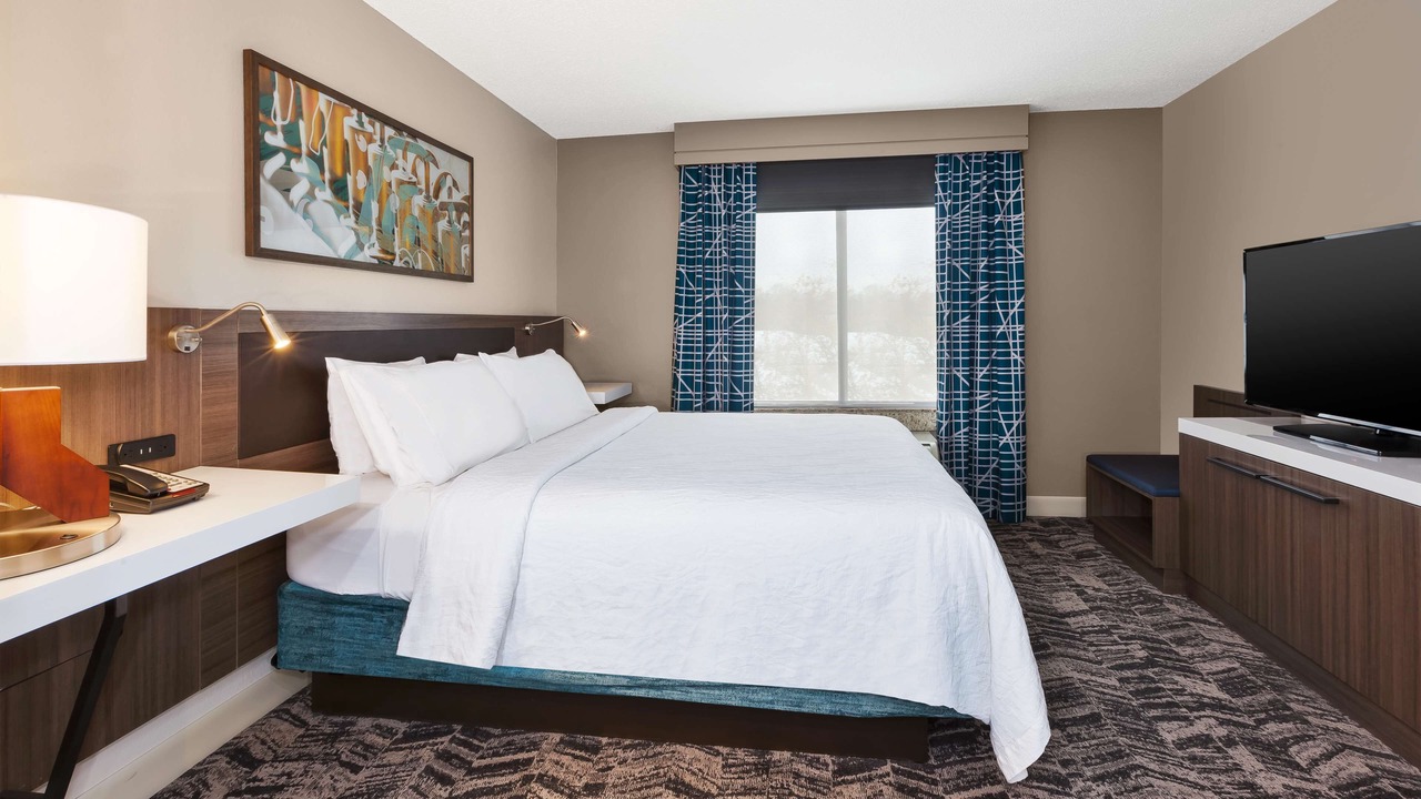 Photo of Bedroom in Maple Grove