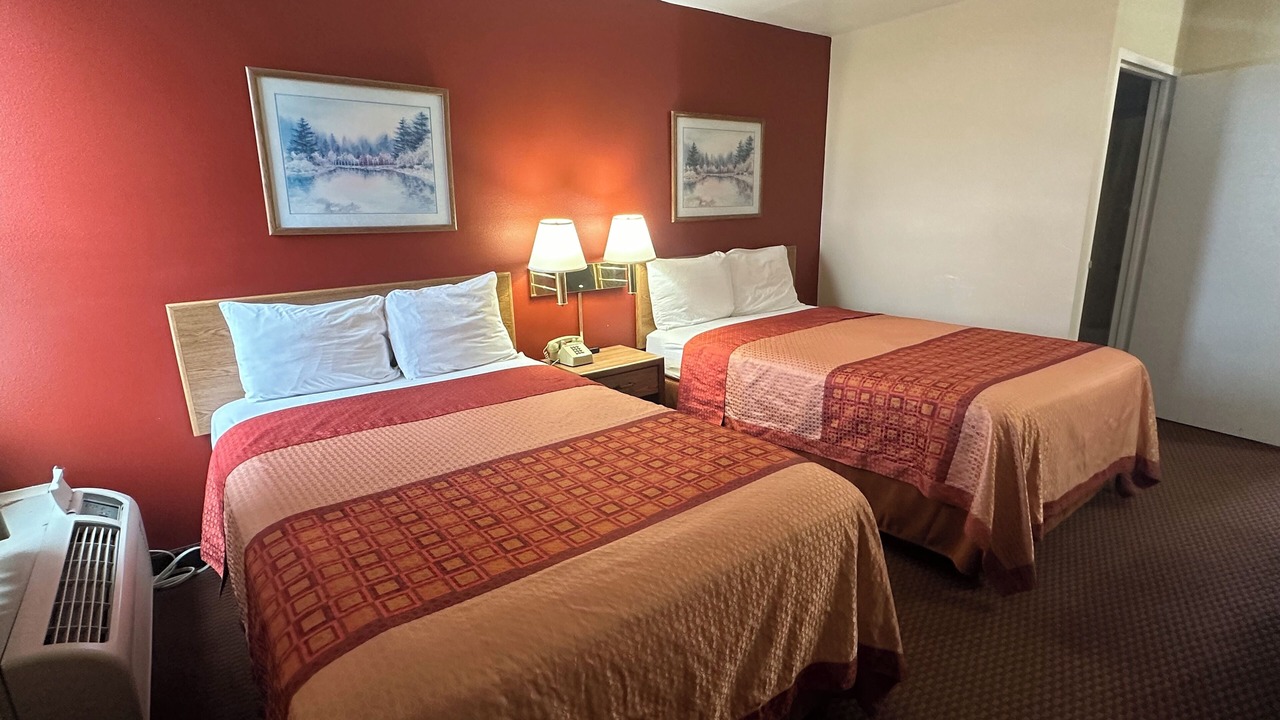 Photo of Bedroom in Osseo