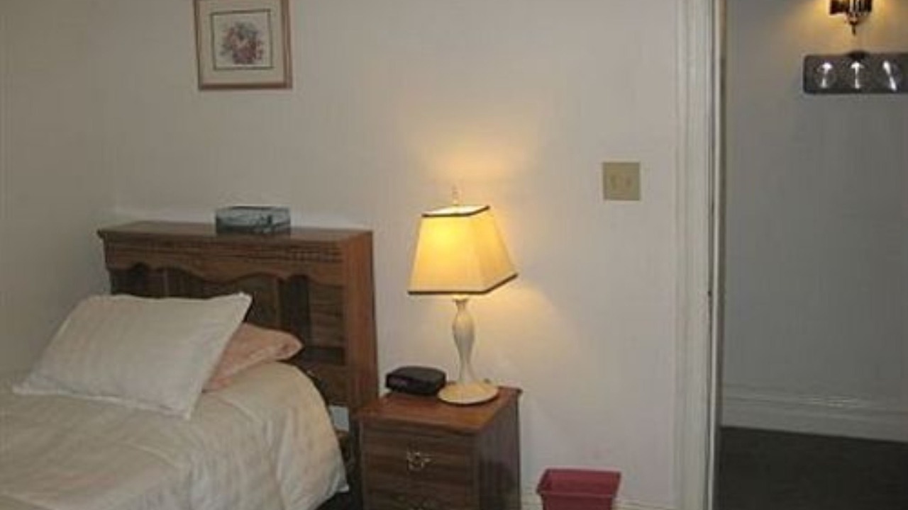 Photo of Bedroom in Troy