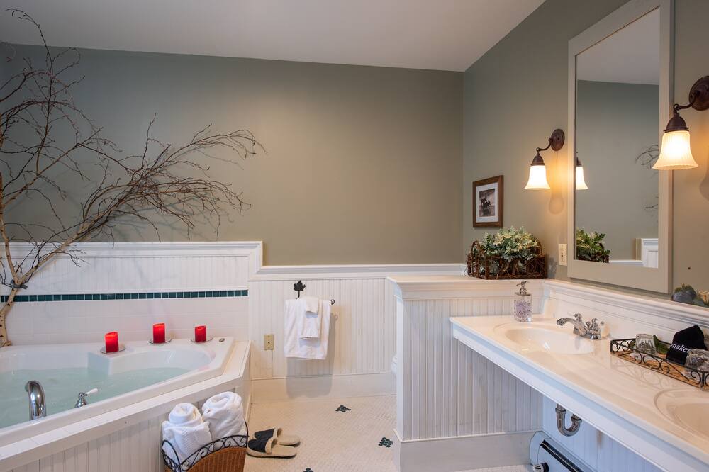 Photo of Bathroom in Vergennes