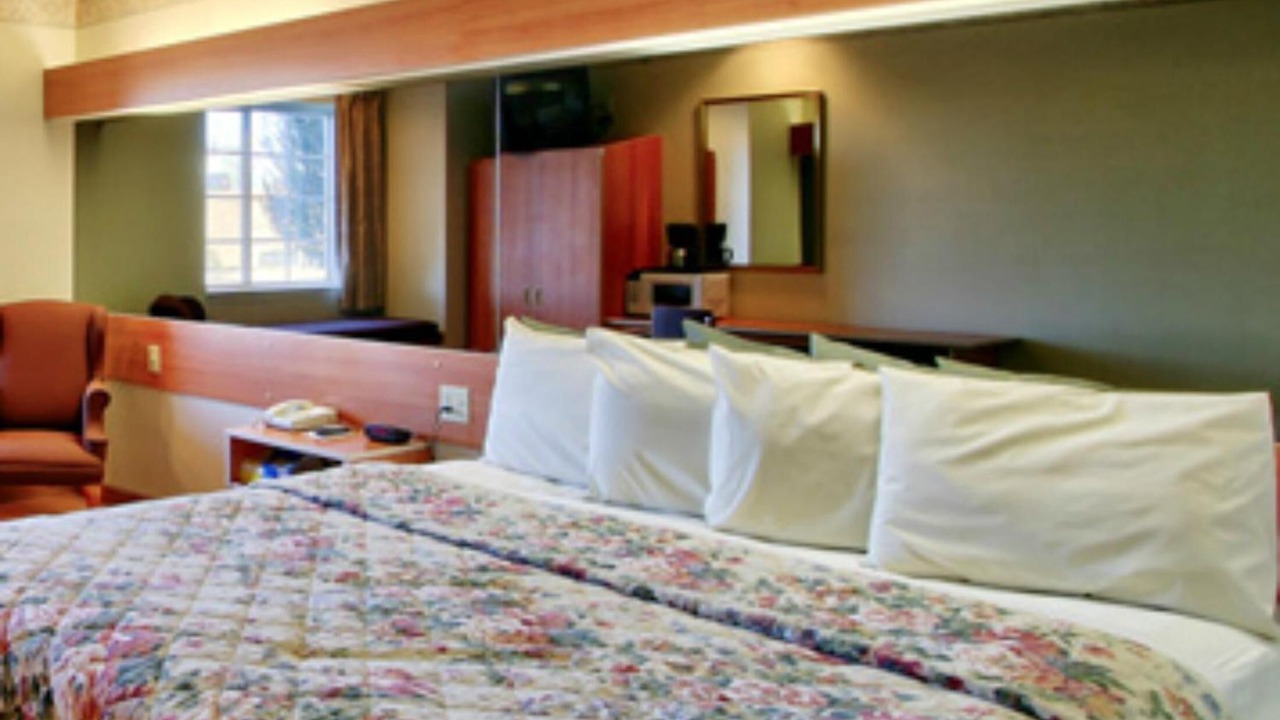 Photo of Bedroom in Los Lunas