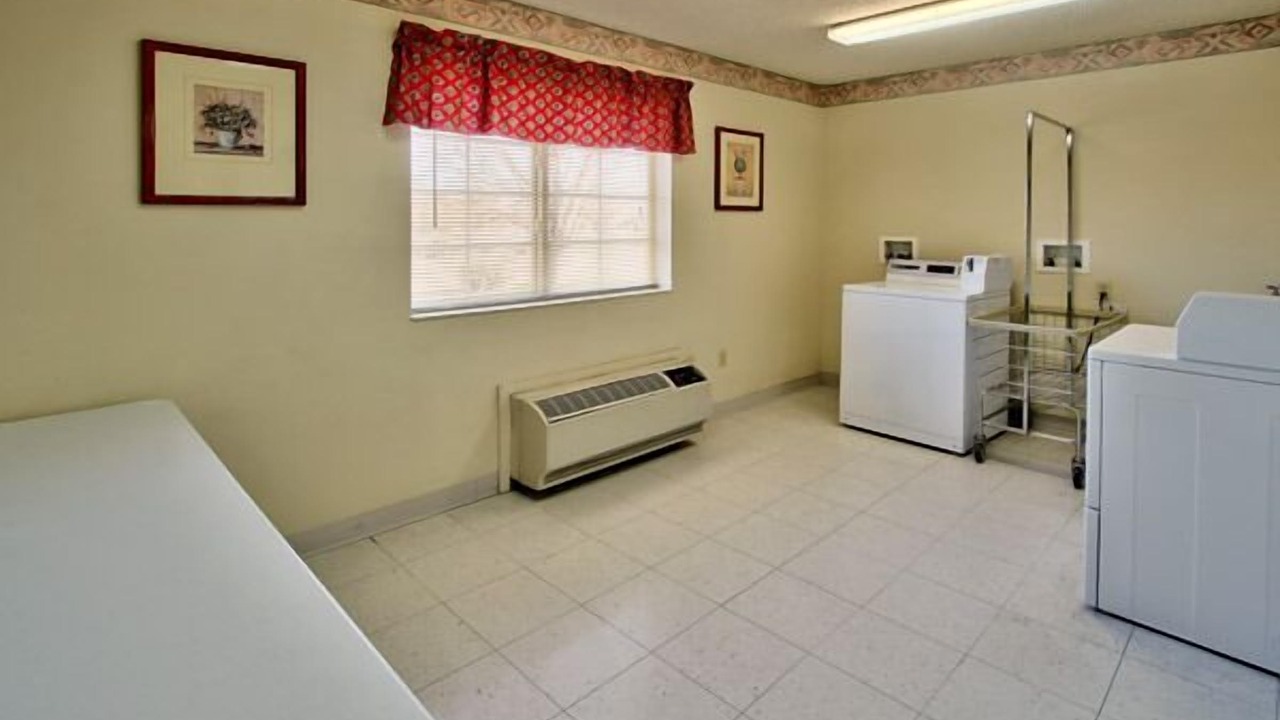 Photo of Bedroom in Los Lunas
