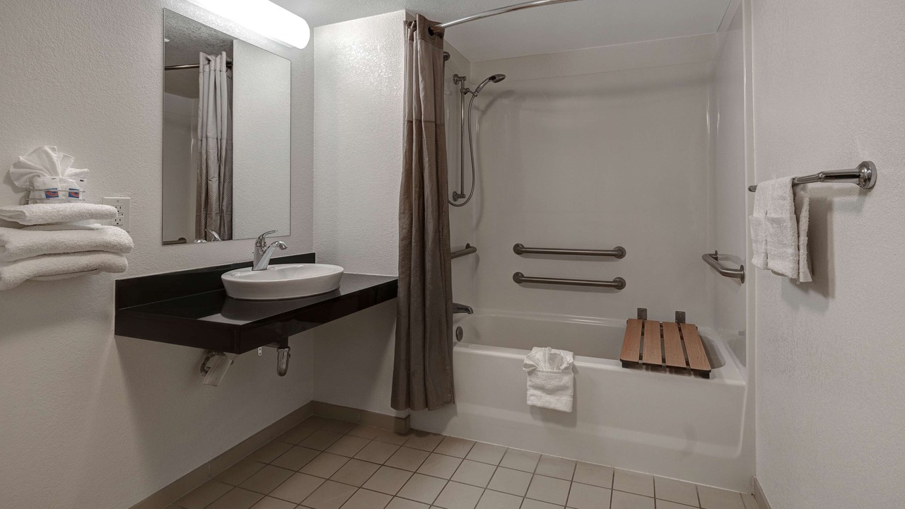 Photo of Bathroom in Lakeville